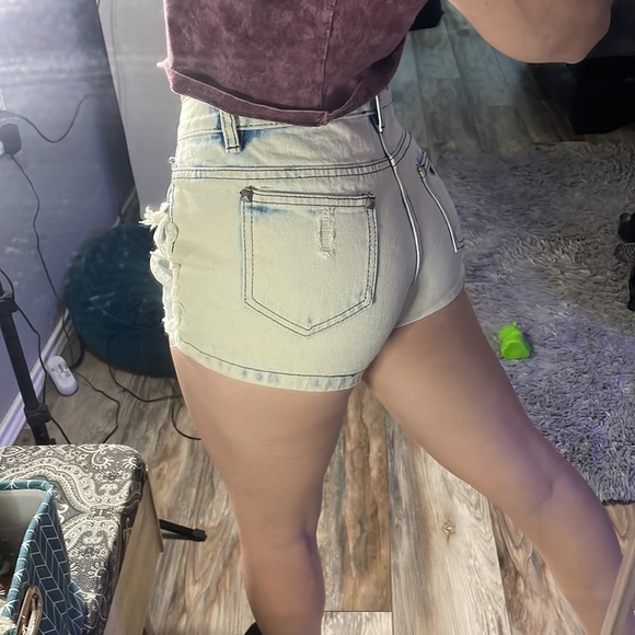 American flag mid rise shorts - Picture 3 of 5